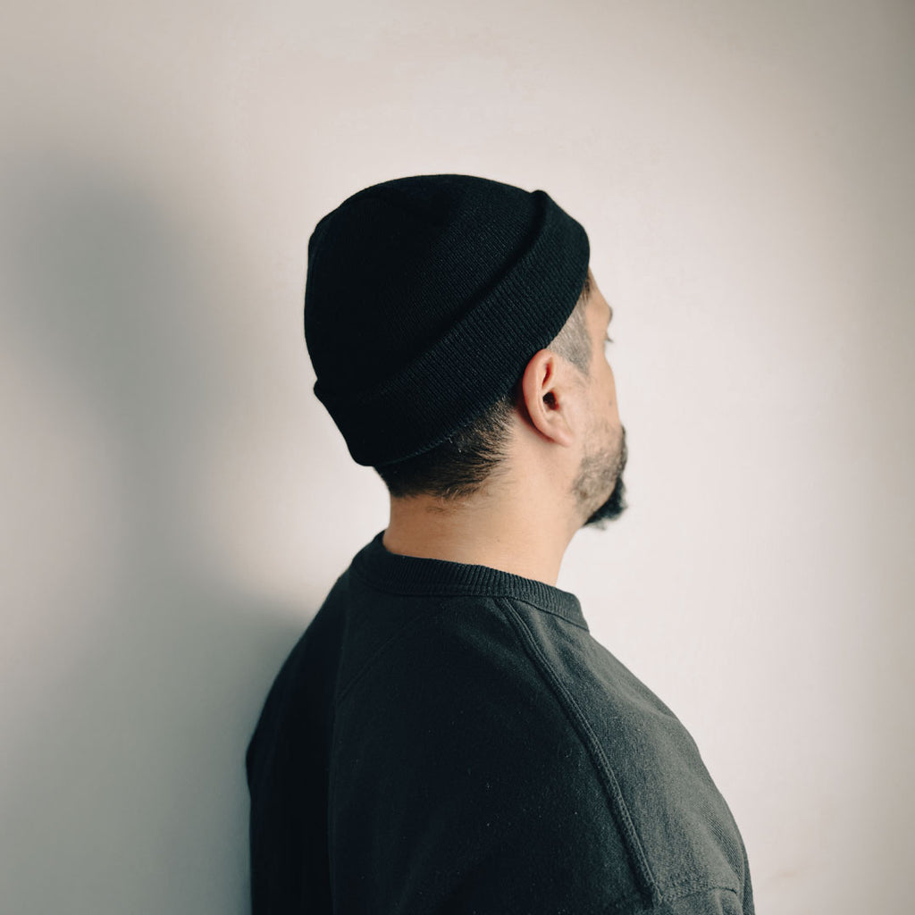 Beanie Pescador Acanalado Fino – Negro