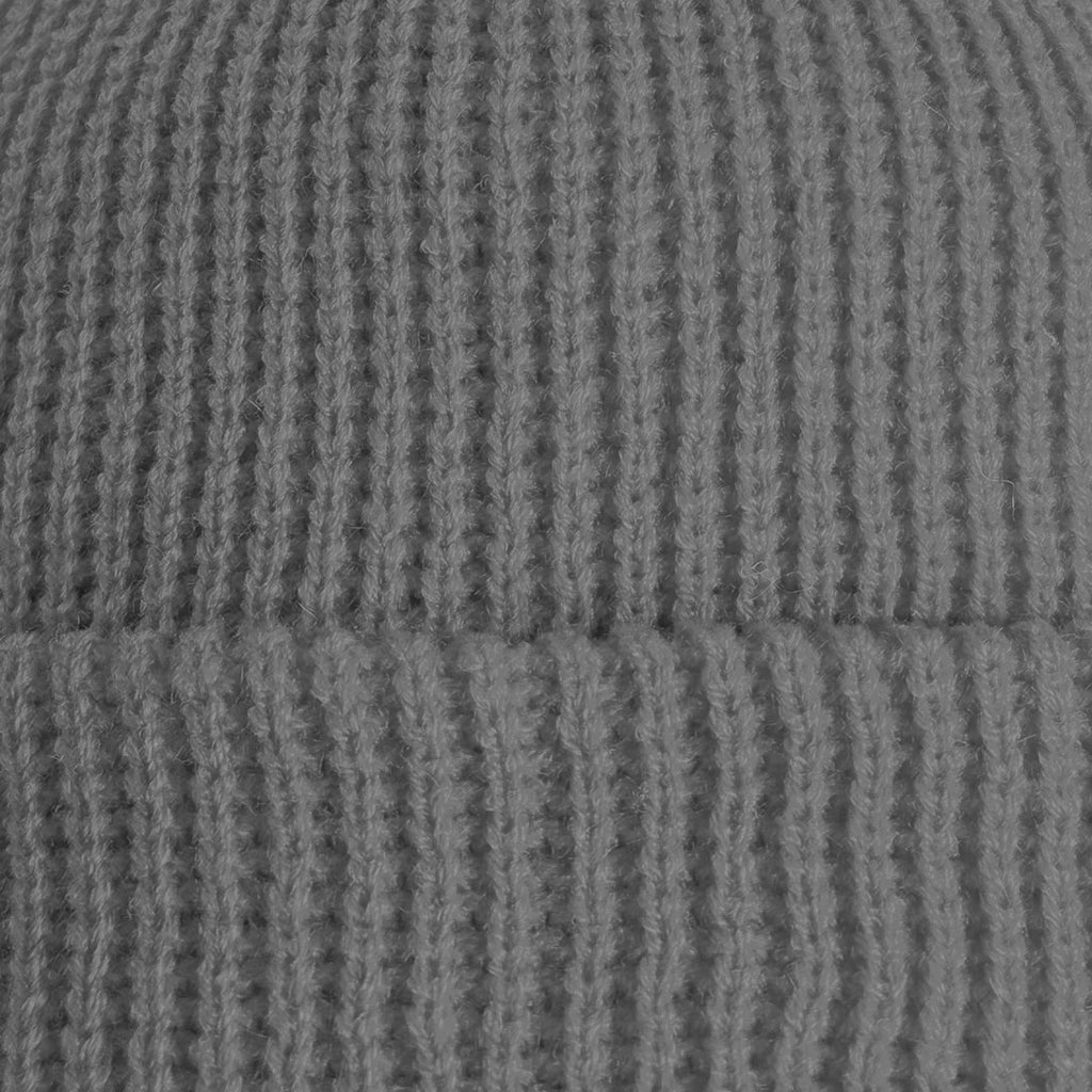 Beanie Pescador Acanalado Medio – Gris